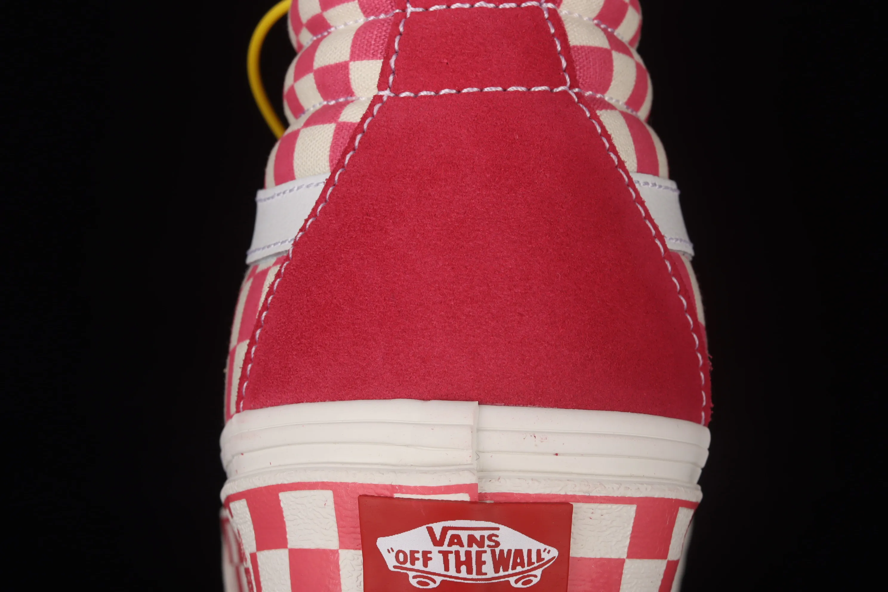 All categories Vans Vans series Vans Hi Vans high-top plus velvet Vans Sk8-Hi Anaheim pink and white checkerboard high-top casual sneakers VN0A38GF2U9